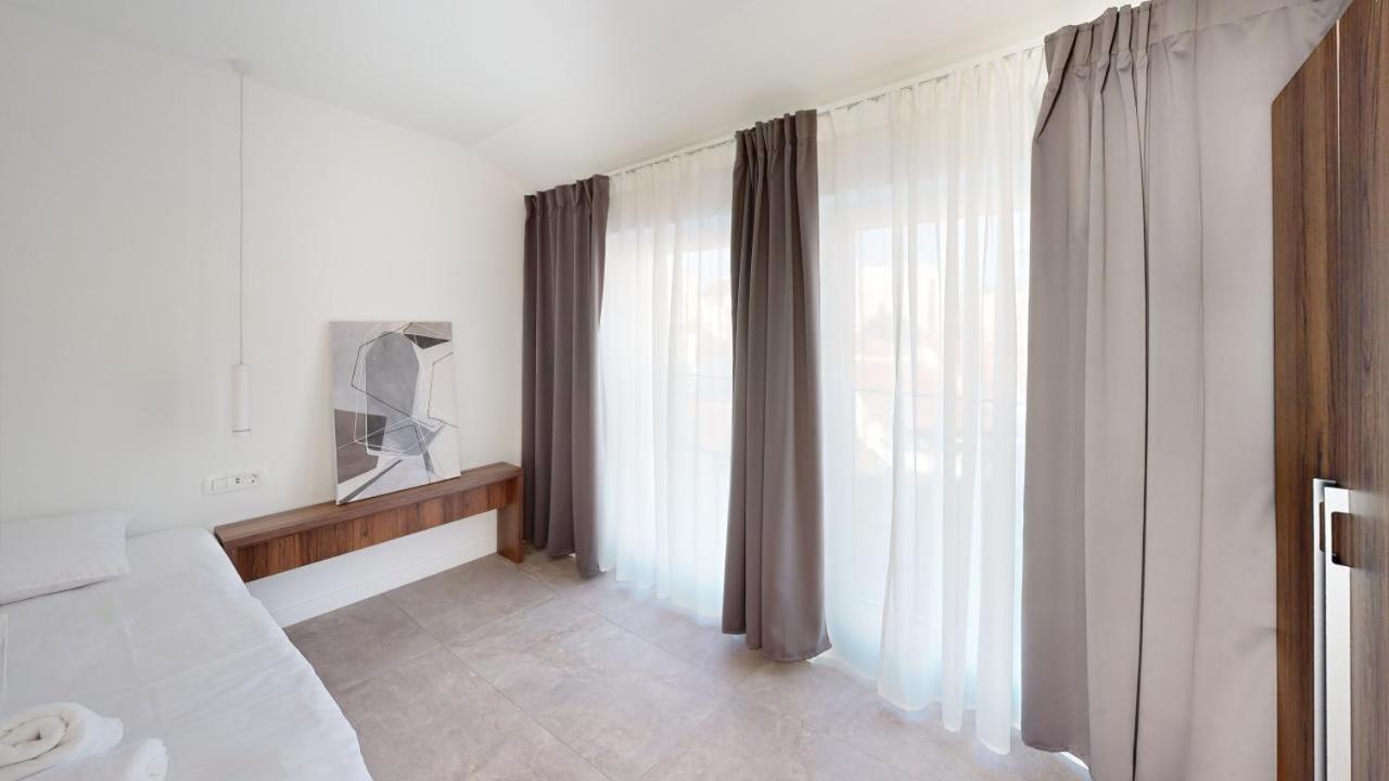 אומאג Calypso Residence מראה חיצוני תמונה